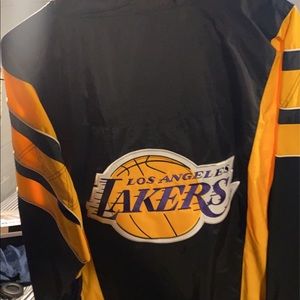 Lakers windbreaker